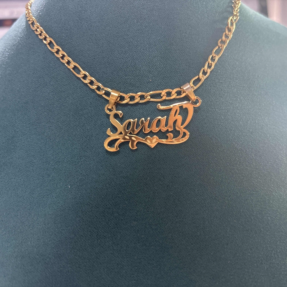 Custom Figaro Chain Heart Name - Name Necklace Custom recensie en prijs
